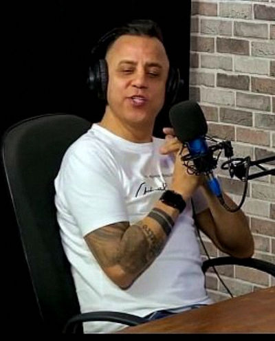 Toda Hora Sem Parar